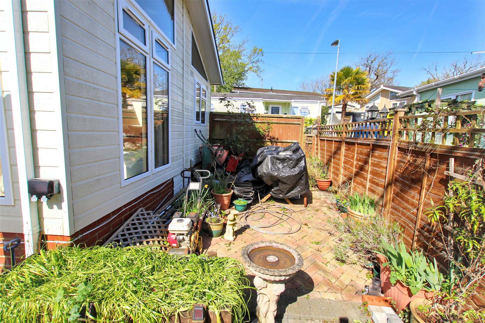 Garston Park, Tilehurst, Reading